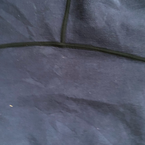 Lulu lemon size 6 navy scuba jacket flaw - Picture 4 of 9